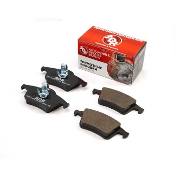 Колодки тормозные задние S60, S70, S80, V70, XC70 OEM 30648382 <b>ADR ADR160121</b>