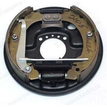 Диск опорный ВАЗ 2105 торм.лев в сб. <b>АВТОВАЗ 2105-3502011-11</b>