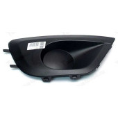 Заглушка бампера под противотум. фары ВАЗ 2191 правая Завод <b>АВТОВАЗ 2191-2803102</b>