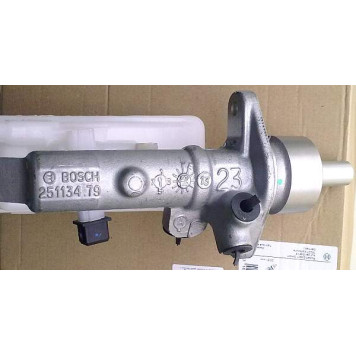 Главный тормозной цилиндр BOSCH 0 204 123 705-6