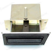 Пепельница ВАЗ 2105 в переднюю панель в сб. с гнездом и облицовкой <b>ДААЗ 2105-8203010-01</b>