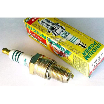 Свеча зажигания DENSO IW27 / I17-3