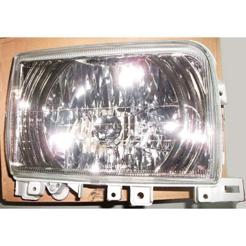 Фара NISSAN ATLAS 92-07 хрусталь <b>DEPO 115-1104R-LD</b>