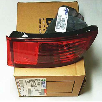 Отражатель в задний бампер TOYOTA LAND CRUISER PRADO / SURF 02-09 лев. <b>DEPO 212-2924L-E</b>-1
