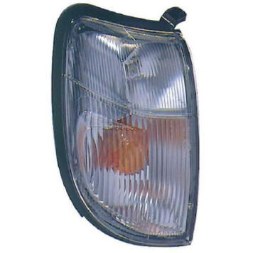 Габарит NISSAN DATSUN 97-02 <b>DEPO 215-1583R-UE</b>