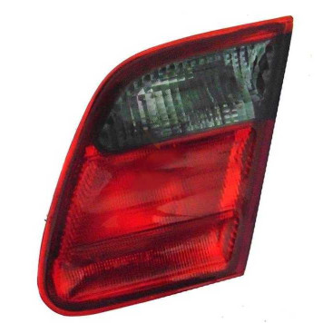 Вставка в крышку багажника MERCEDES W210 98-02 <b>DEPO 440-1301R-UE-DR</b>