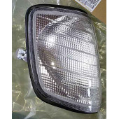 Указатель поворота правый прозрачный MERCEDES W124 84-93 / E-класс 93- / <b>DEPO 440-1606R-UE-C</b>