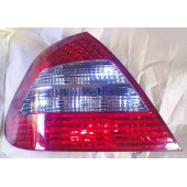 Фонарь задний MERCEDES W211 06-09 диоды <b>DEPO 440-1942L-UQ</b>