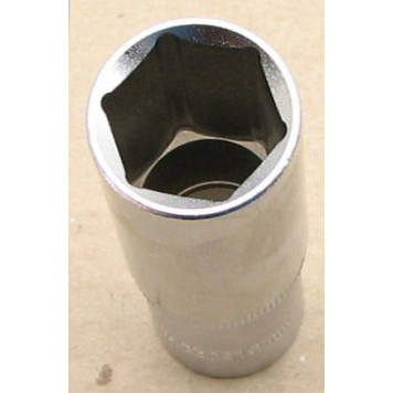 Головка 19мм 1/2" 6 гран. длинная ЭВРИКА ER-91512 (77мм)-1