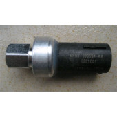 Переключатель кондиционера вакуумный <b>FORD 4673935</b>