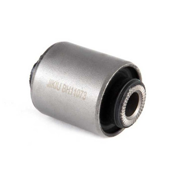Сайлентблок рычага передний HYUNDAI ix35, KIA SPORTAGE 10-16 <b>JIKIU BH11073</b>