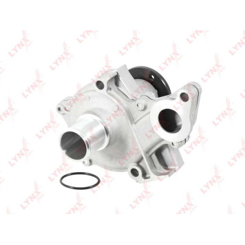 Помпа водяная в сборе подходит для TOYOTA Carina E(T19) 1.6 92-94 / Corolla(E100/E110) 1.5-1.6 91-00 / Corona(T19) 1.6 92-97 / Sprinter Carib 1.6 95-01 / Vios 1.5 02-08 <b>LYNXAUTO CW-0003</b>
