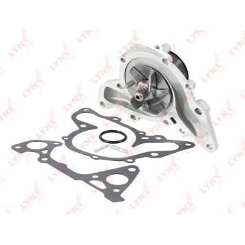 Помпа водяная подходит для MITSUBISHI Galant VI 3.0 99-03 / L200(K6/K7) 3.0 96-06 / Pajero II 3.0-3.5 90-99 / Pajero Sport I 3.0 96> / Delica 3.0 95-00 / Diamante 2.5-3.5 99-04 <b>LYNXAUTO CW-0127</b>