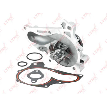 Помпа водяная подходит для TOYOTA Carina E(T19) 2.0 92-97 / Caldina(T19/T21/T24) 2.0 94-07 / Rav 4 I 2.0 94-99 / Altezza 2.0 99-05 / Celica(T20) 2.0 93-99 / Curren 2.0 93-98 <b>LYNXAUTO CW-0154</b>