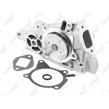 Помпа водяная подходит для MAZDA 323(BA/BJ) 1.5-1.6 95-04 <b>LYNXAUTO CW-0190</b>