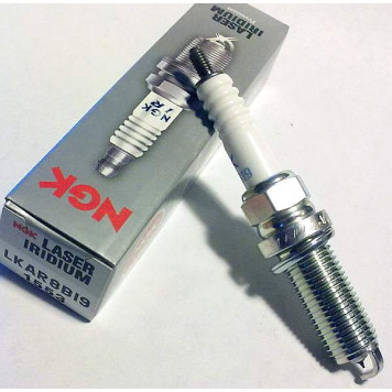 Свеча зажигания NGK LKAR8BI9 / 1553-2