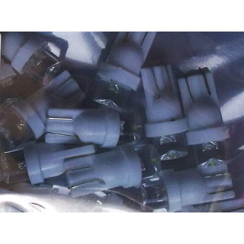 Лампа (LS04) светодиодная Т10 (W2,1-9,5d) белая 12V без цоколя-1