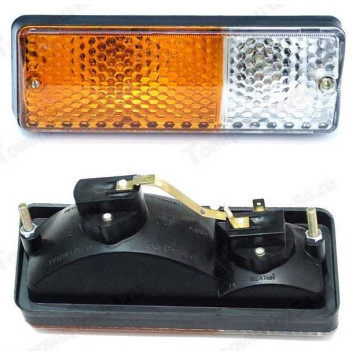 Подфарник ВАЗ 2103, 2106, 2121 желтый правый (ТН125) <b>ОСВАР 2106-3712010-01</b>