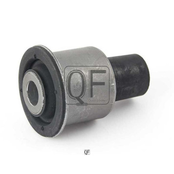 Сайлентблок переднего нижнего рычага <b>QUATTRO FRENI QF30D00022</b>