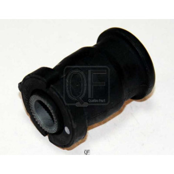 Сайлентблок передний переднего рычага <b>QUATTRO FRENI QF30D00045</b>