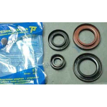 Сальник КПП ВАЗ 2110 (4 шт) <b>РЕЗИНОТЕХНИКА 2110-2301034/35 + 2110-1701042/43</b>