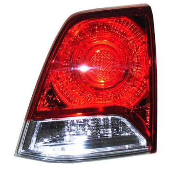 Вставка в крышку багажника TOYOTA LAND CRUISER 200 12-15 <b>SAT ST-212-13Q0R</b>