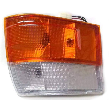 Габарит TOYOTA HIACE 89-99 <b>SAT ST-212-1549R</b>