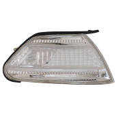 Габарит TOYOTA MARK II 96-01 белый <b>SAT ST-22-252WR</b>