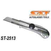 Выдвигающийся нож с отламывающимся кончиком <b>SAT ST-2513</b>