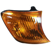 Габарит TOYOTA IPSUM 98-01 желтый 44-26 <b>SAT ST-44-26R</b>