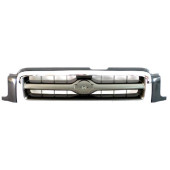 Решетка NISSAN TERRANO / PATHFINDER 99-02 черная с хром <b>SAT ST-DTJ1-093-K0</b>