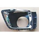 Оправа туманки SUBARU FORESTER 13-16 лев. SPORT <b>SAT ST-SB68-219-A2</b>