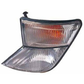 Габарит NISSAN PATROL 97-01 <b>TYC TG-215-1586L-U</b>