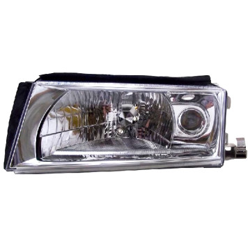 Фара SKODA OCTAVIA II 00-04 с туманкой <b>TYC TG-665-1106L-LDEMF</b>