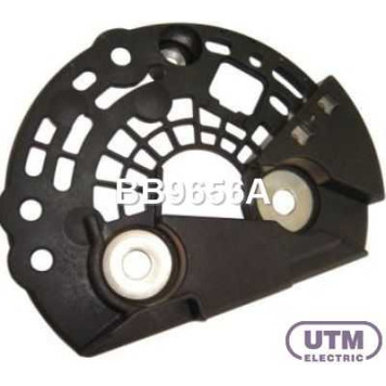 Крышка генератора пластик <b>UTM BB9656A</b>-1