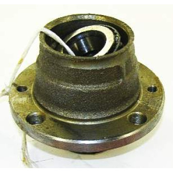 Ступица переднего колеса ВАЗ 2101 ВолгаАвтоПром, с подшипниками СПЗ (2101-3103015СБ)