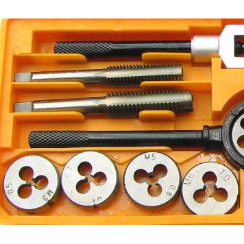 Набор плашек и метчиков 16 предметов VOREL 24295-2