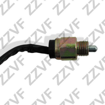 Датчик включения заднего хода MITSUBISHI L200 (96-07), PAJEROMONTERO (90-06) <b>ZZVF ZV5810ME</b>