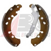 Комплект тормозных колодок для DAIHATSU CHARADE / TOYOTA YARIS(KSP13#, KSP9#, NCP13#, NCP9#, NHP13#, NLP13#, NSP13#, NSP9#, SCP9#, ZSP9#) <b>A.B.S. 9241</b>