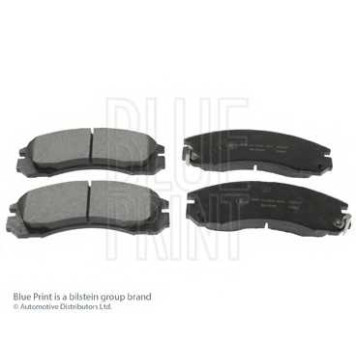 Колодки тормозные дисковые передний для CITROEN C-CROSSER / MITSUBISHI ECLIPSE, FTO, GALANT, L 200, L 400 / SPACE GEAR, LANCER, MIRAGE, OUTLANDER, PAJERO, SIGMA, SPACE RUNNER, SPACE / PEUGEOT 4007 <b>BLUE PRINT ADC44250</b>