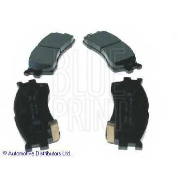 Колодки тормозные дисковые передний для KIA CARENS(FC), CLARUS(GC,K9A), RIO(DC,DC#), SHUMA(FB) <b>BLUE PRINT ADG04256</b>