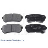 Колодки тормозные дисковые задний для HYUNDAI ACCENT, i20, i30 CW, i30, ix20, ix35, SONATA / KIA CEED, CERATO, PRO CEED, RIO, SPORTAGE <b>BLUE PRINT ADG04282</b>