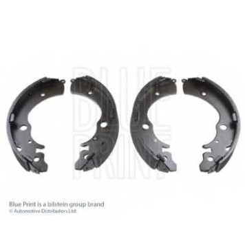 Комплект тормозных колодок задний для HONDA ACCORD(CB), CIVIC(EP,EU,EV), CR(RD), FR(BE), FREED, HR(GH), SMX, STREAM / SUZUKI JIMNY(FJ) <b>BLUE PRINT ADH24113</b>