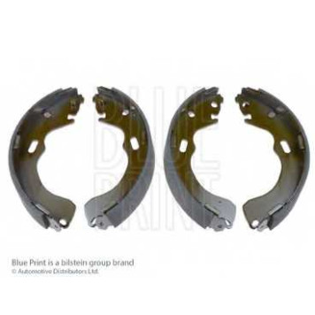 Комплект тормозных колодок задний для FORD MAVERICK / MAZDA PREMACY(CP), TRIBUTE(EP) <b>BLUE PRINT ADM54137</b>