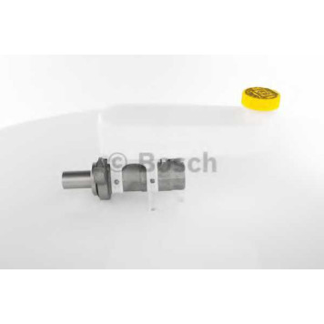 Главный тормозной цилиндр BOSCH 0 204 123 720-2