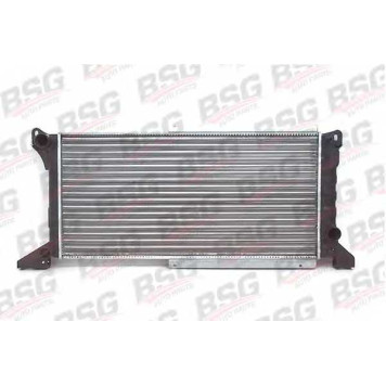Радиатор охлаждения двигателя BSG BSG 30-520-002