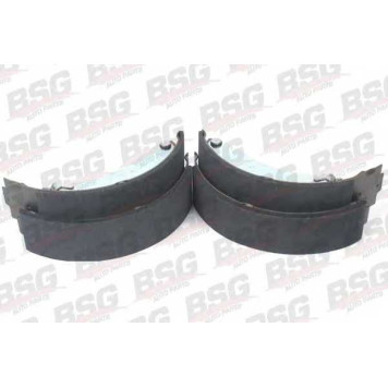 Комплект тормозных колодок для CITROEN JUMPER(230,230L,230P) / FIAT DUCATO(230,230L) / PEUGEOT BOXER(230L,230P,ZCT#) <b>BSG BSG 70-205-003</b>