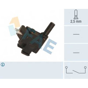 Выключатель фары заднего хода FAE 40740