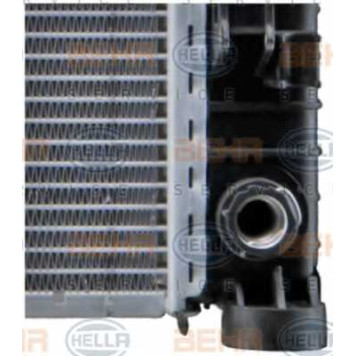 Радиатор охлаждения двигателя HELLA 8MK 376 718-021-9