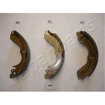 Комплект тормозных колодок задний для MITSUBISHI COLT(C5#A, CA#A, CJ#, CP#), LANCER(C1#V, C3#V, C6#A, C7#A, CB#W, CB/D#A, CD#W, CJ-CP#) <b>JAPANPARTS GF-587AF</b>